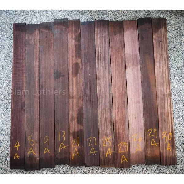 A Rosewood Fingerboard สำหรับเบส